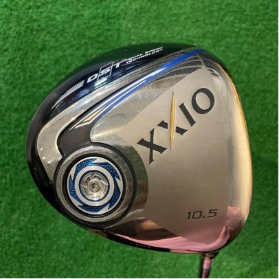 Driver XXIO MP900 10.5
