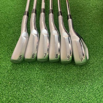 Iron Srixon ZX 4 (5-P)