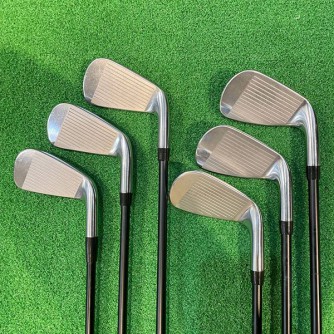 Iron Titleist T200 (5-P) (Lefty)