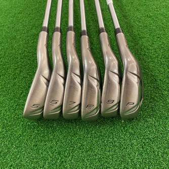 Iron Taylormade RBZ (5-P)