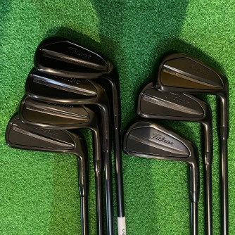 IRON TITLEIST T200 BLACK EDITION (4-P) 