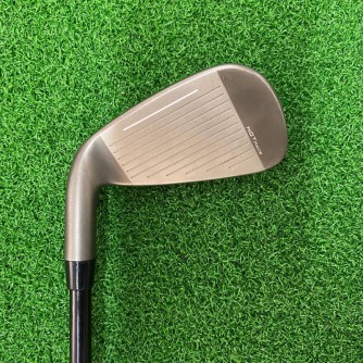 Iron 7 Cobra Darkspeed 