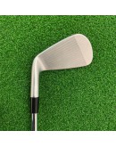 Iron 7 Taylormade P790 2023