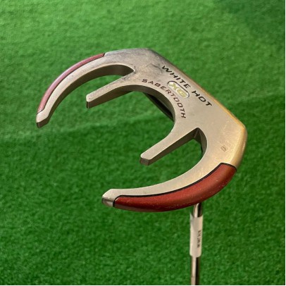 Putter Odyssey White Hot Saber Tooth