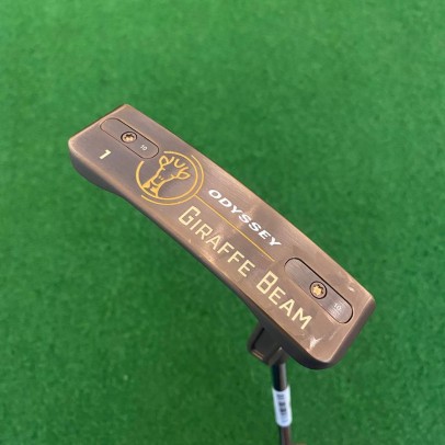 PUTTER ODYSSEY GIRAFFE BEAM 1